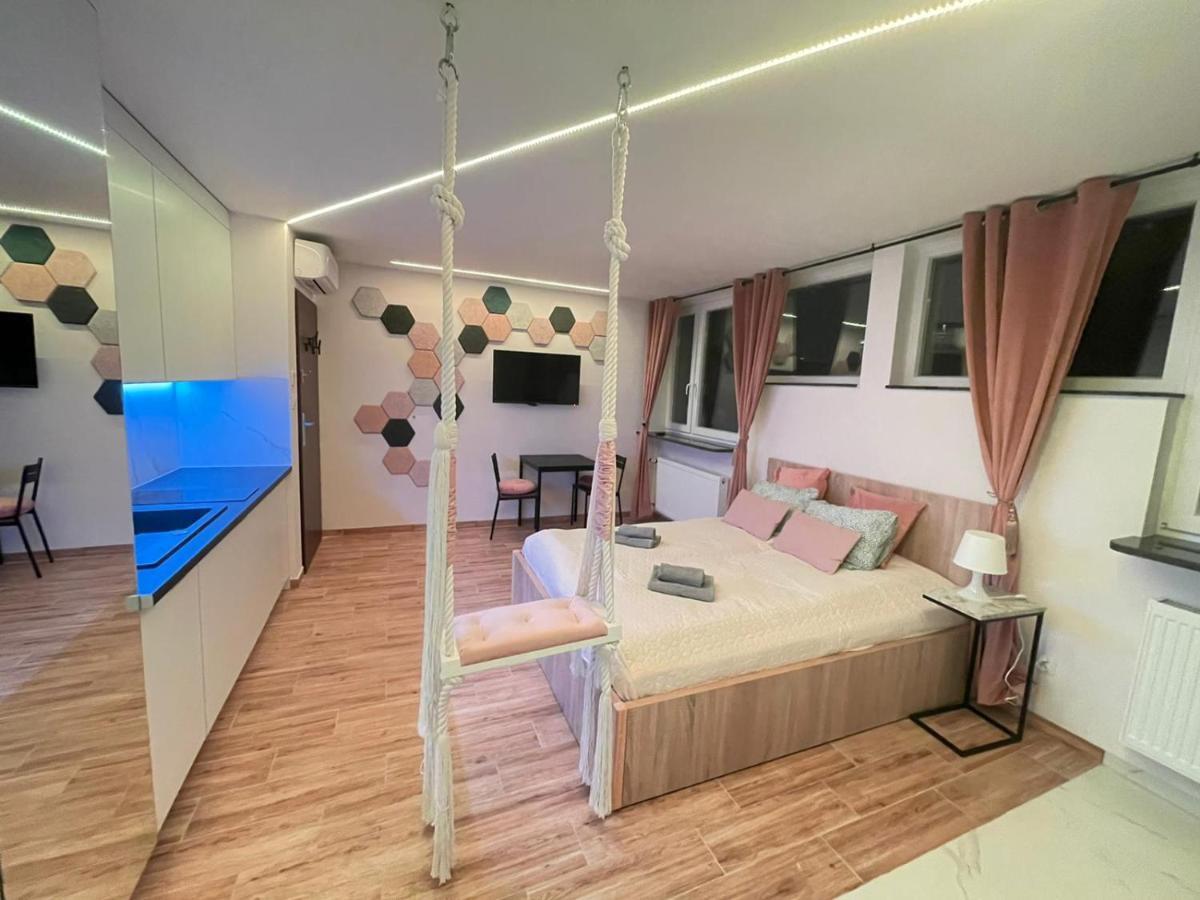 Yourapart Jacuzzi Przy Zamku Krolewskim ワルシャワ エクステリア 写真